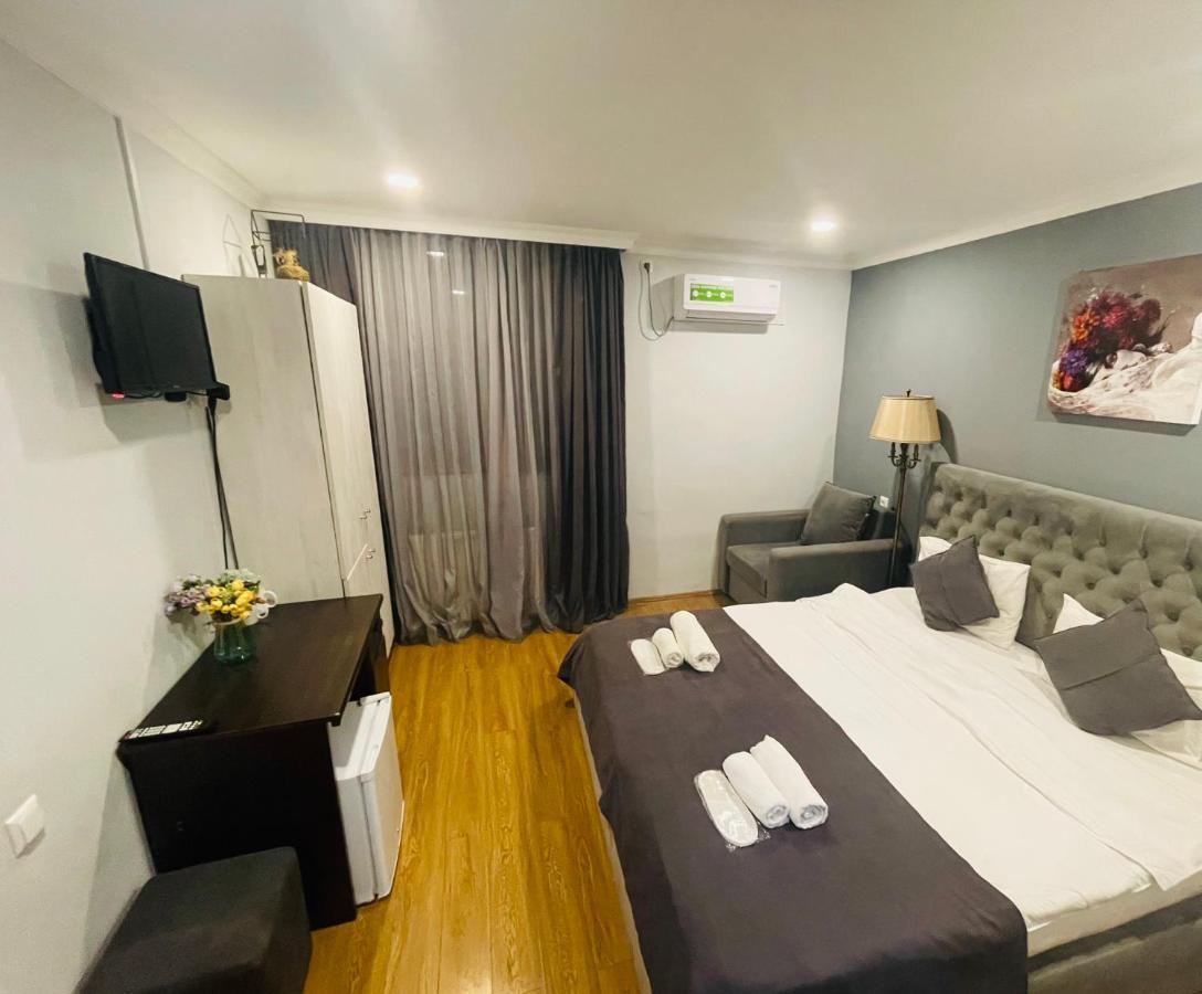 Book Hotel Tbilisi Exterior photo